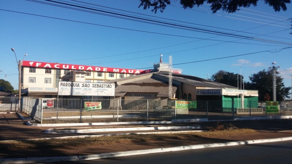 Discussão sobre oração pela Palestina termina em briga dentro de igreja católica