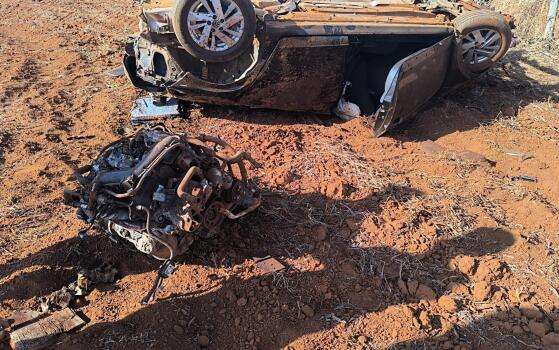 Colisão com viatura da Polícia Civil de Goiás mata dois e deixa feridos na rodovia GO-330