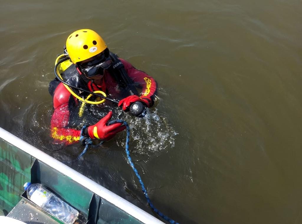 Corpo de Bombeiros localiza corpo de jovem de 15 anos que se afogou no rio Peixotinho