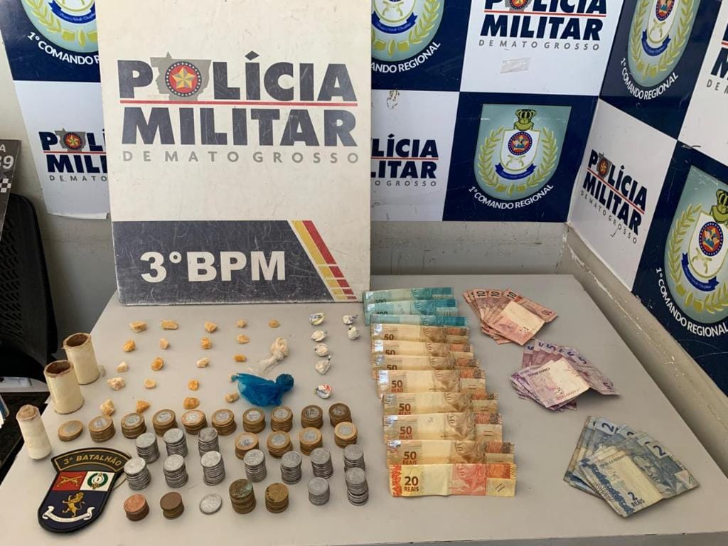 Polícia Militar liberta vítima de cárcere privado e desarticula ponto de venda de drogas