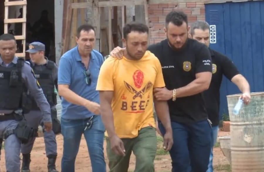 Defesa tenta reduzir condenação de 225 anos em caso de massacre familiar