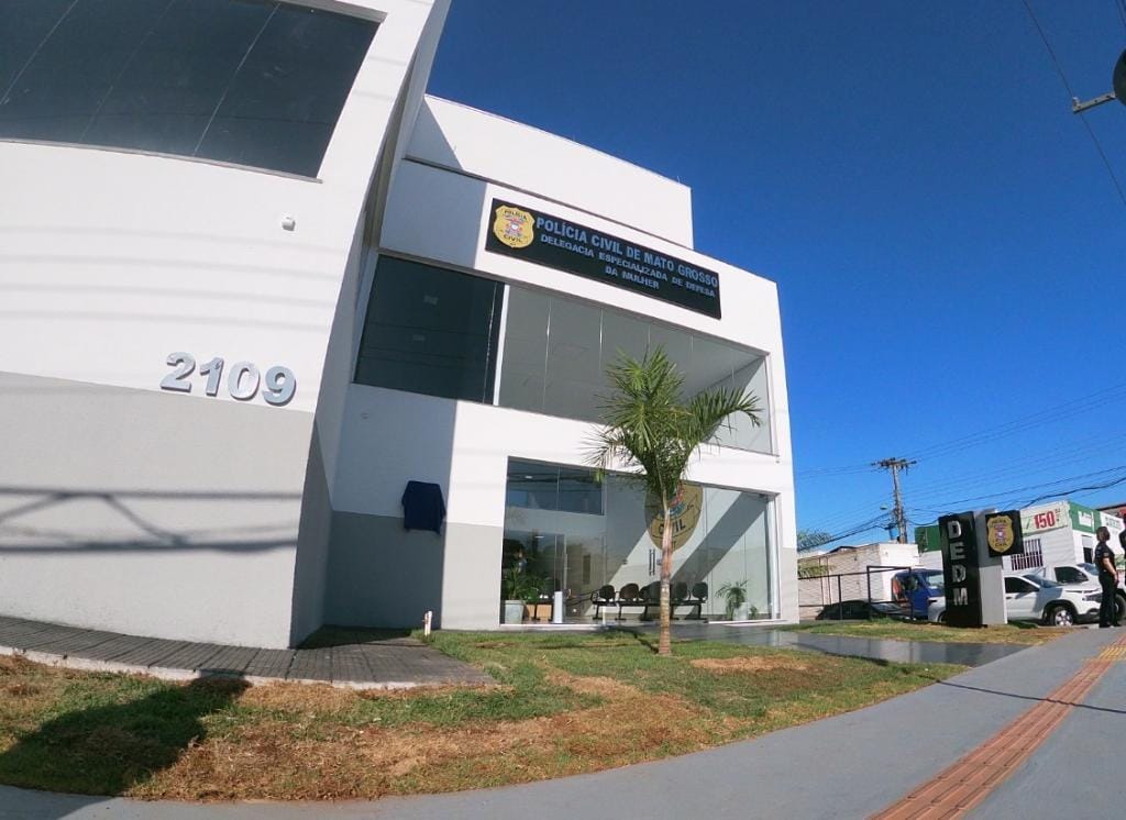 Homem de 65 anos investigado por estupro da própria filha em Cuiabá é preso