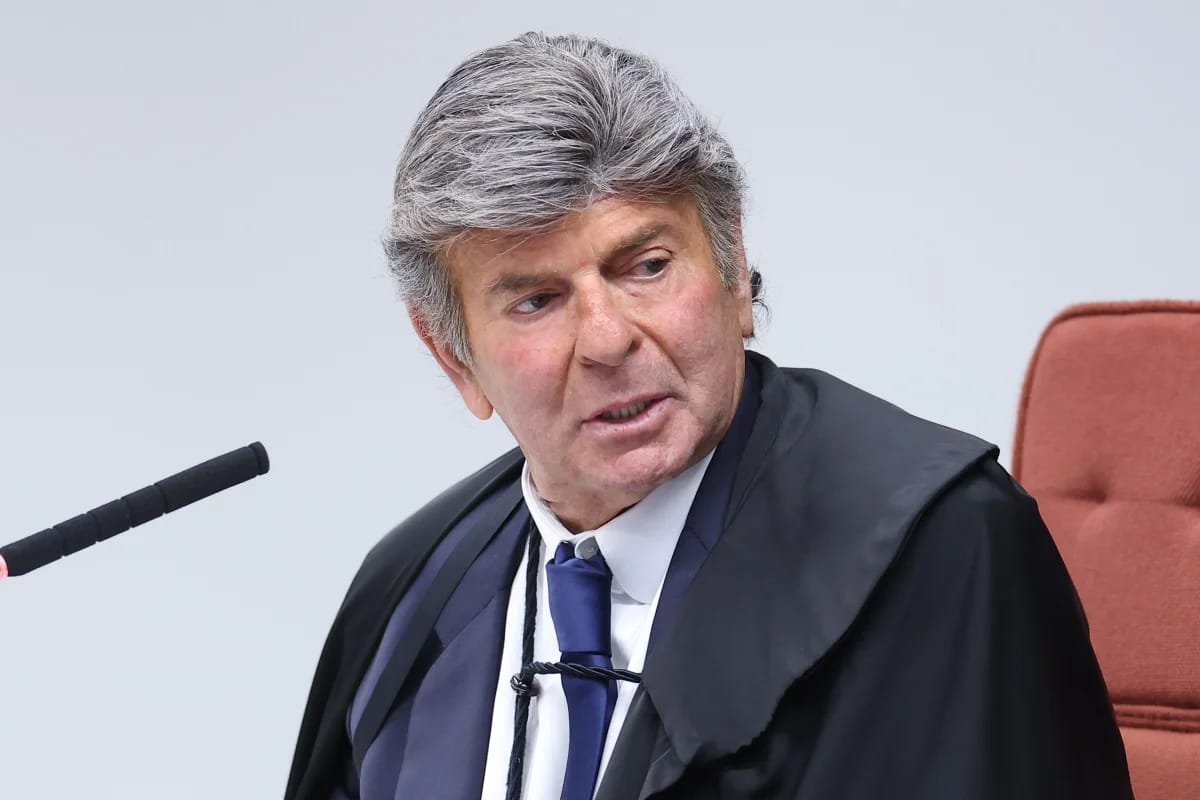 Ministro Luiz Fux barra aumento do número de deputados por Estado; entenda