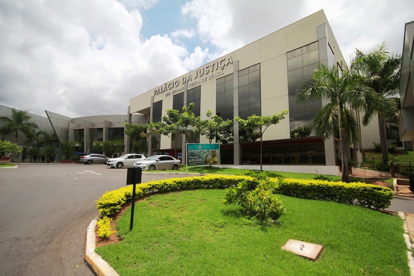 Golpistas usam nome de consumidor e Justiça de MT manda banco pagar R$ 8 mil