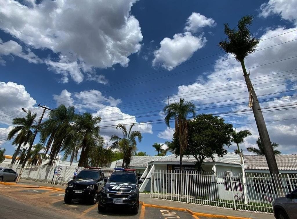 Homem que ameaçava divulgar fotos íntimas de ex-mulher é preso em Lucas do Rio Verde