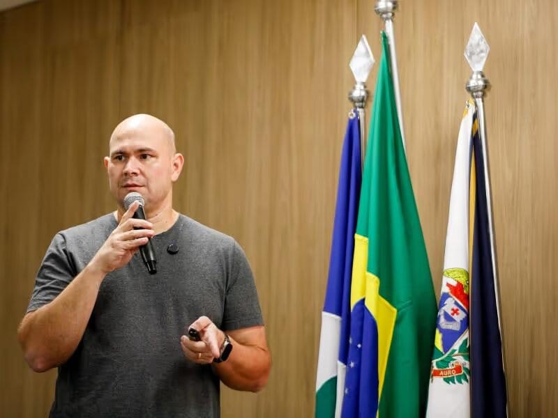 Câmara de Cuiabá rejeita cassação do prefeito Abilio e arquiva processo