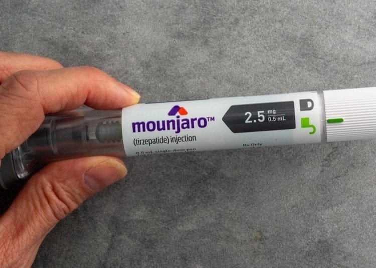 Anvisa proíbe venda de lotes falsificados de medicamentos Mounjaro e Opdivo