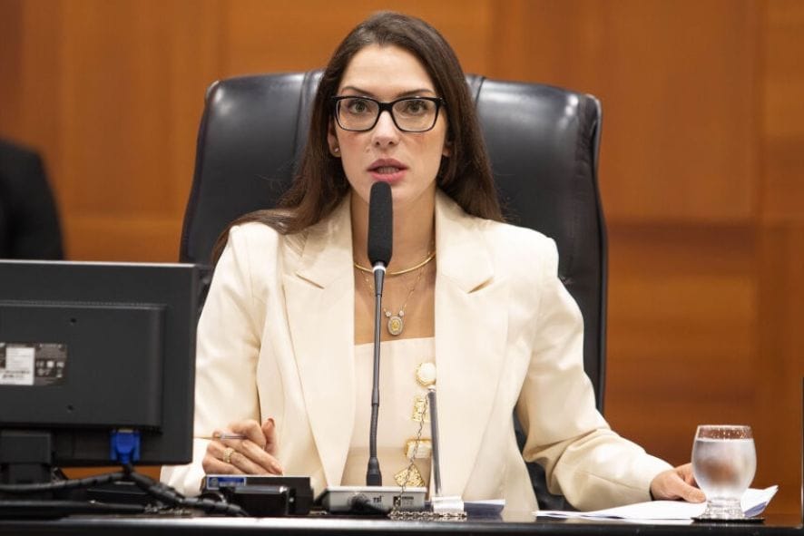 Janaina Riva reafirma candidatura ao Senado e diz que projeto “segue firme”