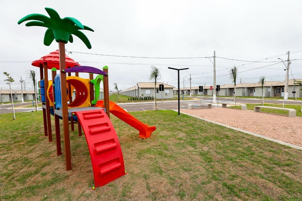 Mais 595 casas entregues em Cuiabá: "Minha família vai morar em segurança", afirma beneficiado