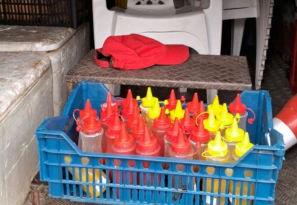 Local em que eram preparados lanches comercializados em trailers em Primavera do Leste é fechado