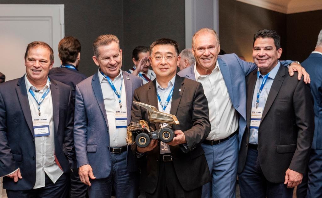 Mauro Mendes articula vinda de gigante chinesa de máquinas agrícolas para Mato Grosso