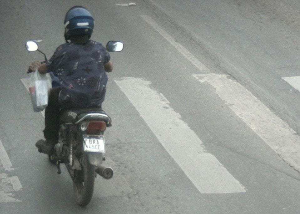 PM apreende adolescente com placa falsa em moto após ser flagrado pelo Vigia Mais MT