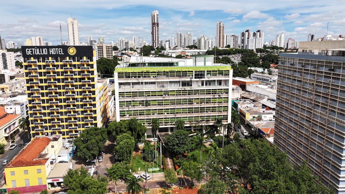 Agência cobra R$ 700 mil da CS Mobi por inadimplência com a Prefeitura de Cuiabá