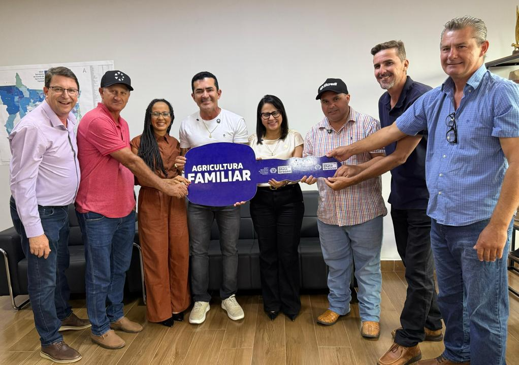 Indicação de Elizeu Nascimento garante caminhões e equipamentos para a agricultura familiar