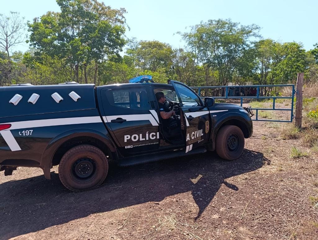 Mulher e dois filhos são resgatados de cárcere privado após meses de violência