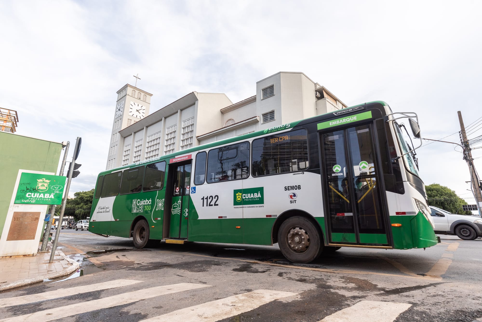Prefeitura de Cuiabá disponibiliza linha gratuita de ônibus para Stock Car neste sábado