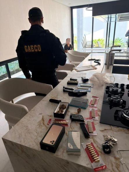Gaeco investiga loja de veiculos usada como fachada por PMs em esquema de agiotagem