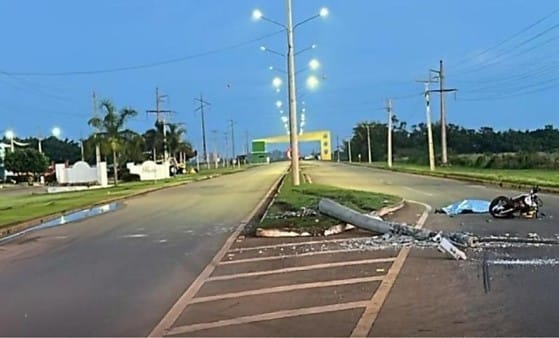 Motociclista morre após colidir com poste na MT-140