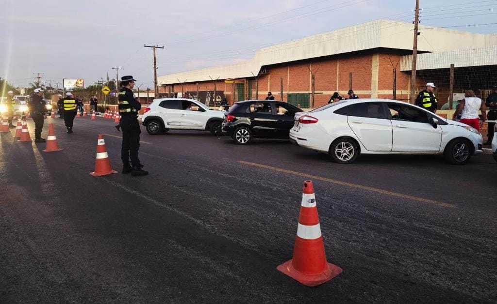 Operação Lei Seca prende três por embriaguez e fiscaliza 155 veículos em Várzea Grande