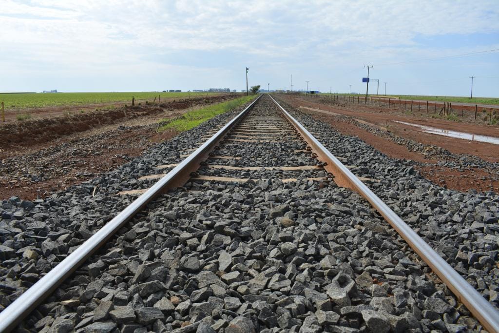 Avanço da 1ª Ferrovia Estadual transforma Mato Grosso no novo eixo logístico do país