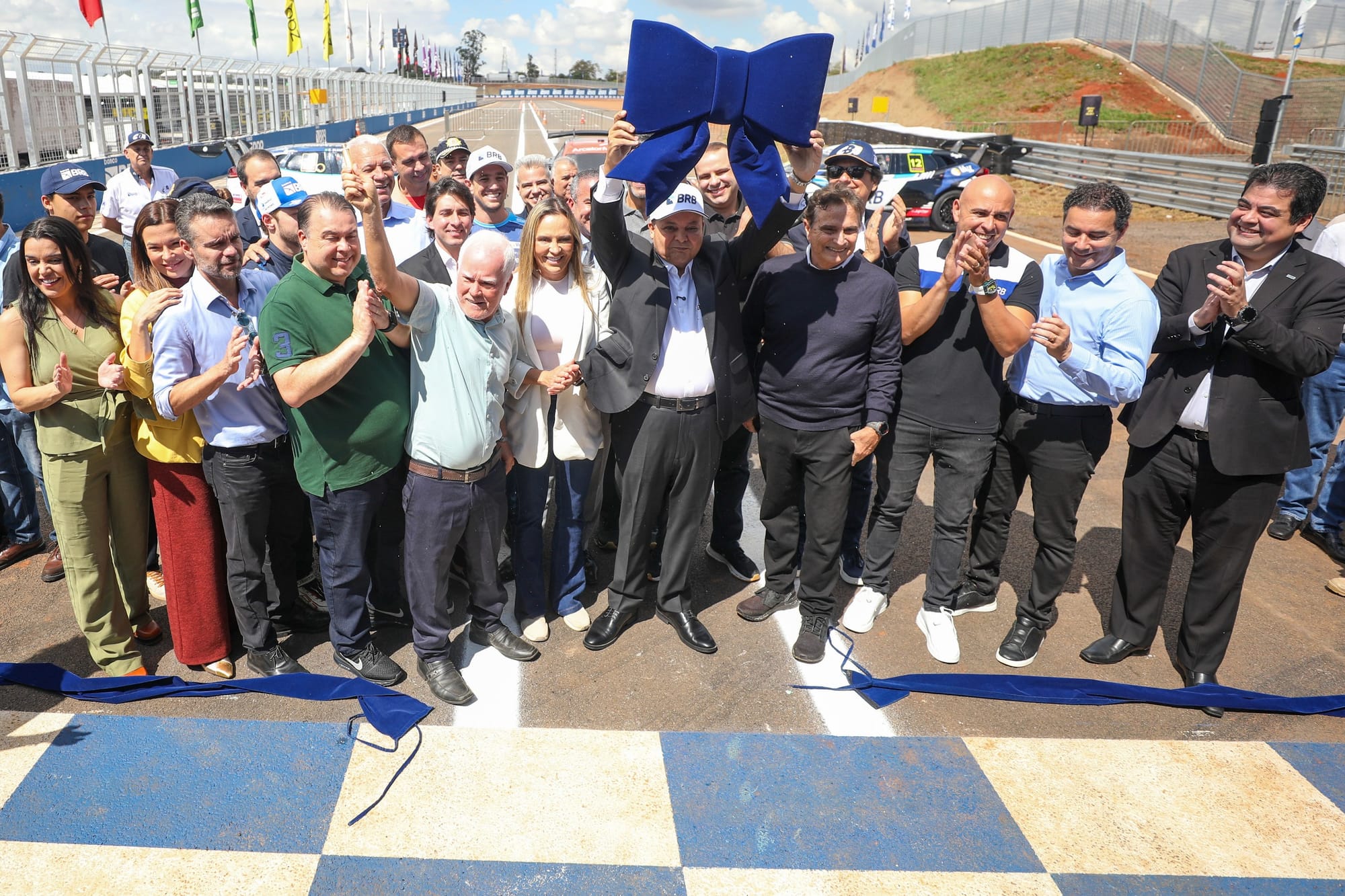 Com investimento de R$ 60 milhões, GDF reabre o icônico Autódromo Internacional de Brasília