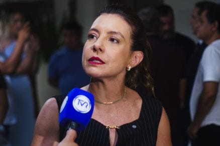 Comissão que pode cassar prefeita de VG rejeita argumentos da defesa e mantém investigação