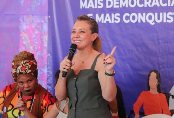 Flávia Moretti reage a TCE e diz que proposta de intervenção no DAE é política