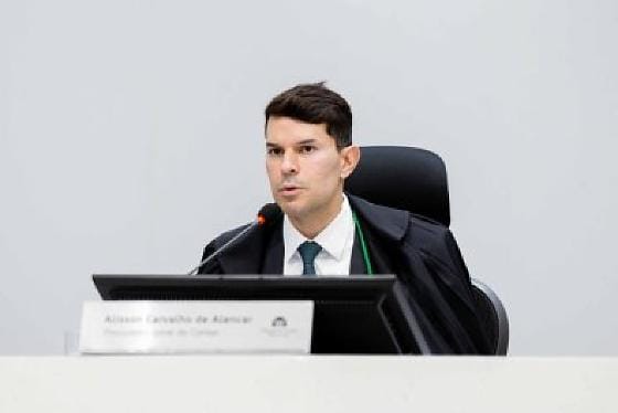 Procurador-geral de Contas é favorito para assumir posto após aposentadoria de conselheiro