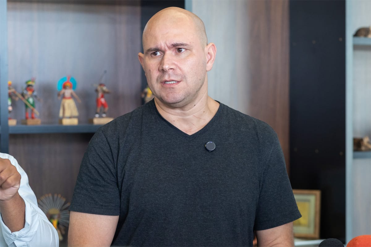 Abilio propõem avanços nas carreiras da enfermagem, educação infantil e cuidadoras