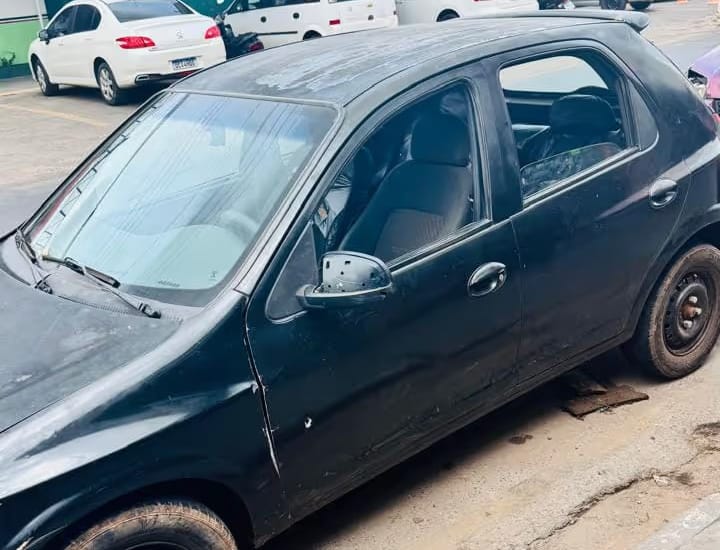 Menor é baleado na porta de escola e polícia busca suspeitos em Várzea Grande