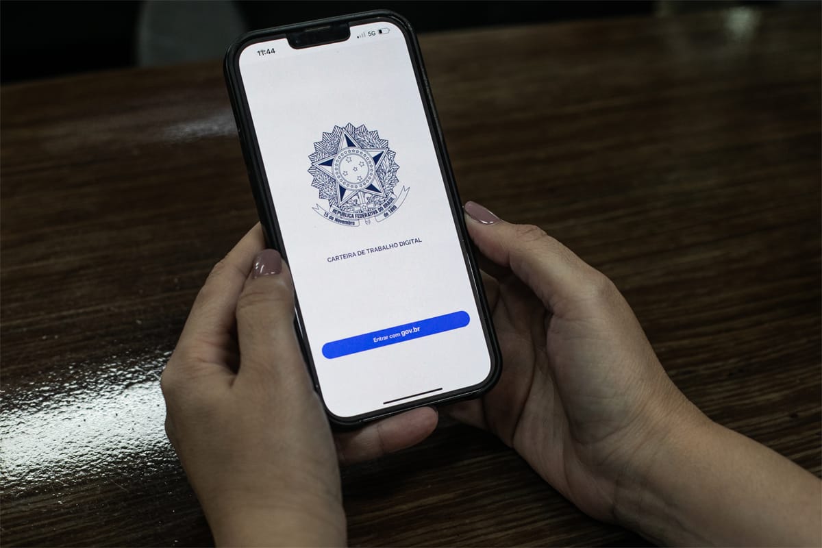 Sine Municipal abre a semana com 639 vagas, sendo 42 para operador de caixa sem experiência