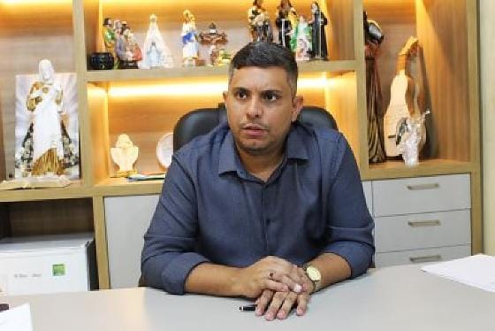 Prefeito de Livramento denuncia a própria mãe por estelionato e afirma também ter sido vítima