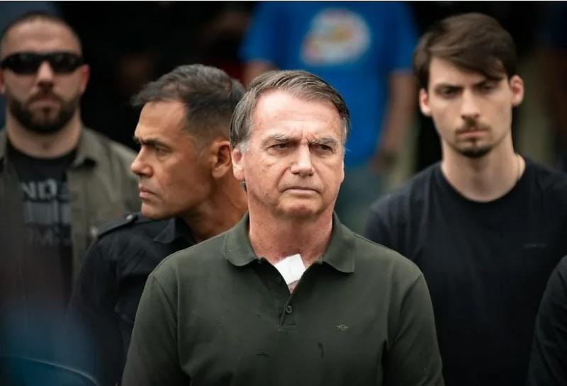 Ex-presidente Bolsonaro é transferido da PF para a Papudinha por decisão de Moraes