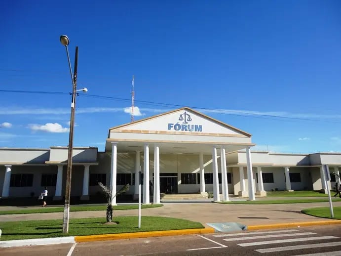 Homem que matou e arrastou corpo da mulher pelas ruas vai a julgamento nesta terça-feira (27)