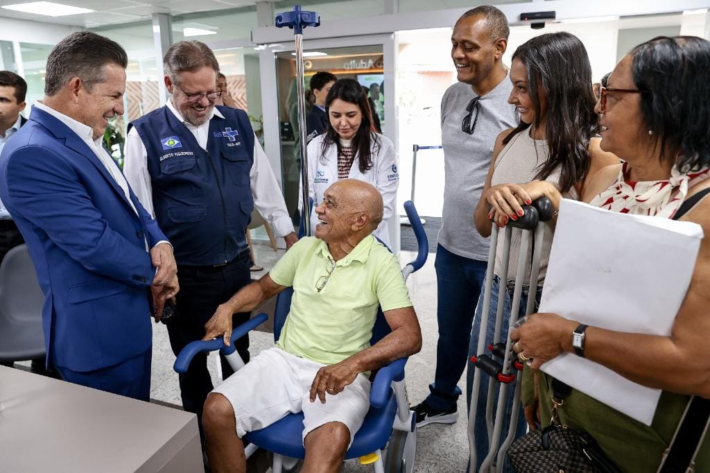 Hospital Central de MT atende primeiros pacientes: "É muita graça, é muita bênção"
