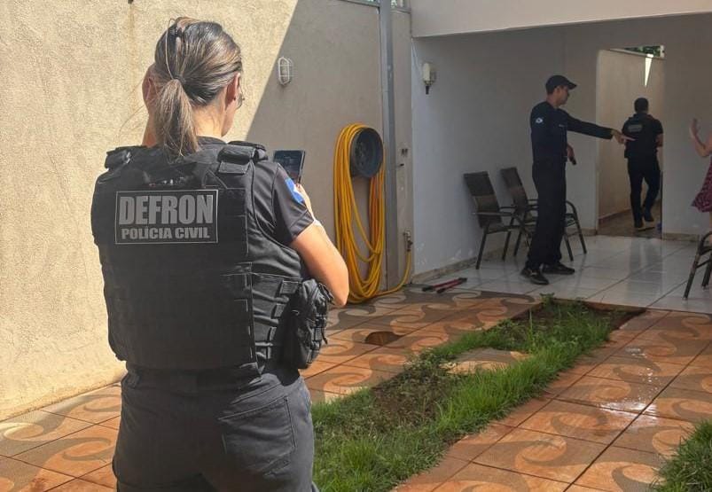 Defron e Gefron realizam operação para reprimir o tráfico de drogas na fronteira do Brasil com a Bolívia