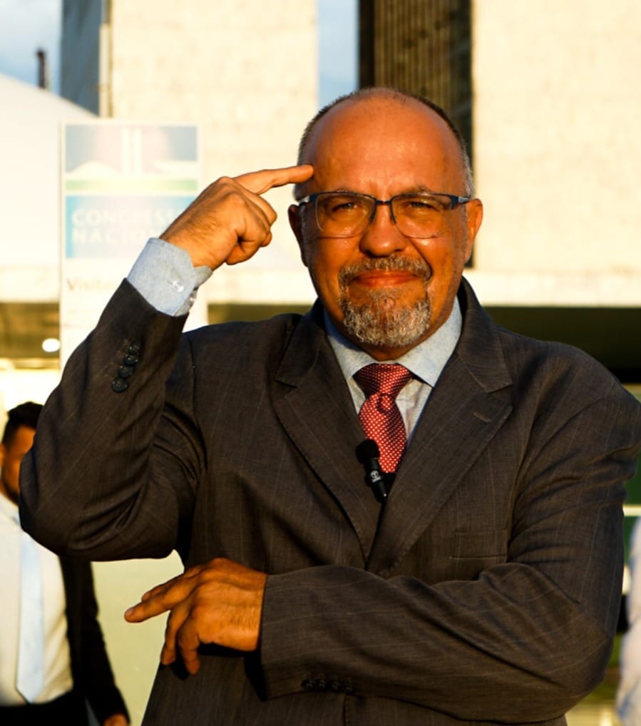 2026: sua escolha ou a manipulação da IA? O grito de alerta ignorado pelo Congresso