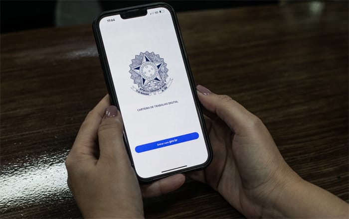Sine Cuiabá tem 4 vagas para atendente de aeroporto e outras 595 funções; confira
