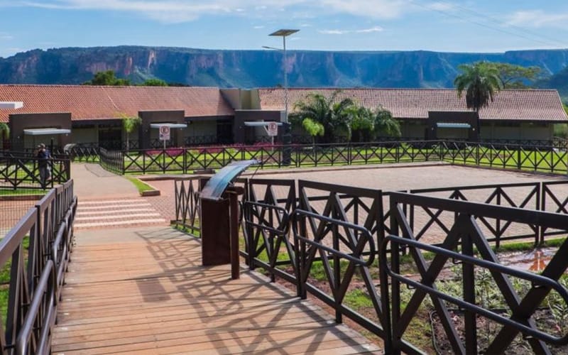 Governo de MT oficializa concessão do Terminal Turístico da Salgadeira ao Sesc