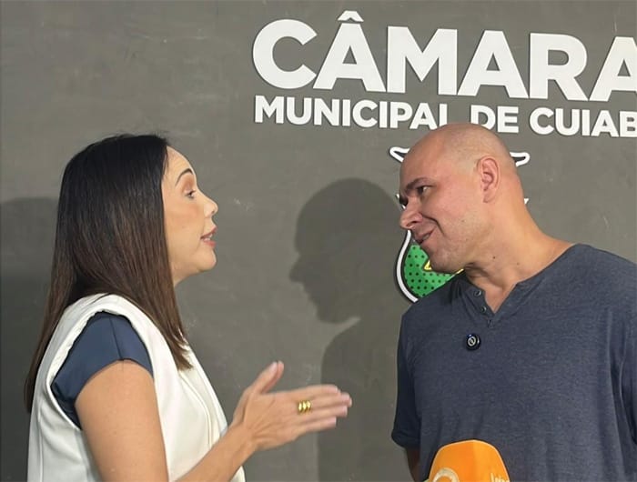 Abilio se defende após vereadora interromper coletiva e fazer acusações públicas; veja vídeo