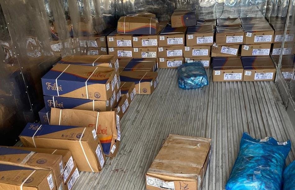 Operação da PJC prende 5 homens por furto de peças de carnes nobres de supermercado