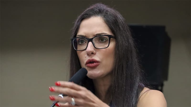 "Todas as possibilidades estão na mesa", diz Janaina Riva sobre alianças para o Senado