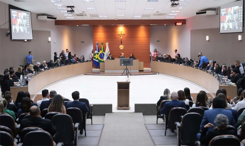 Construtora atrasa entrega de apartamento de R$ 1 milhão e terá que devolver R$ 898 mil