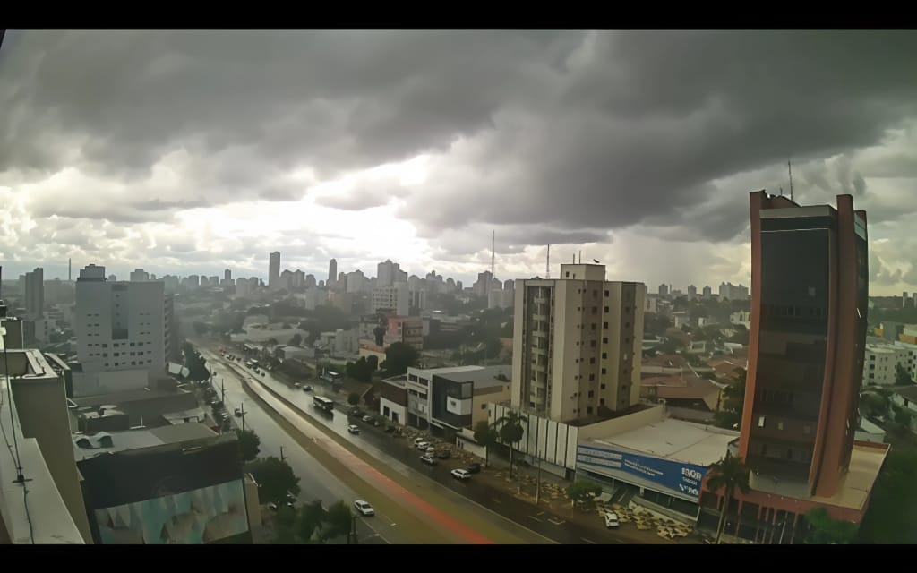 Fim de semana terá nuvens, pancadas de chuva e temperatura amena em Cuiabá