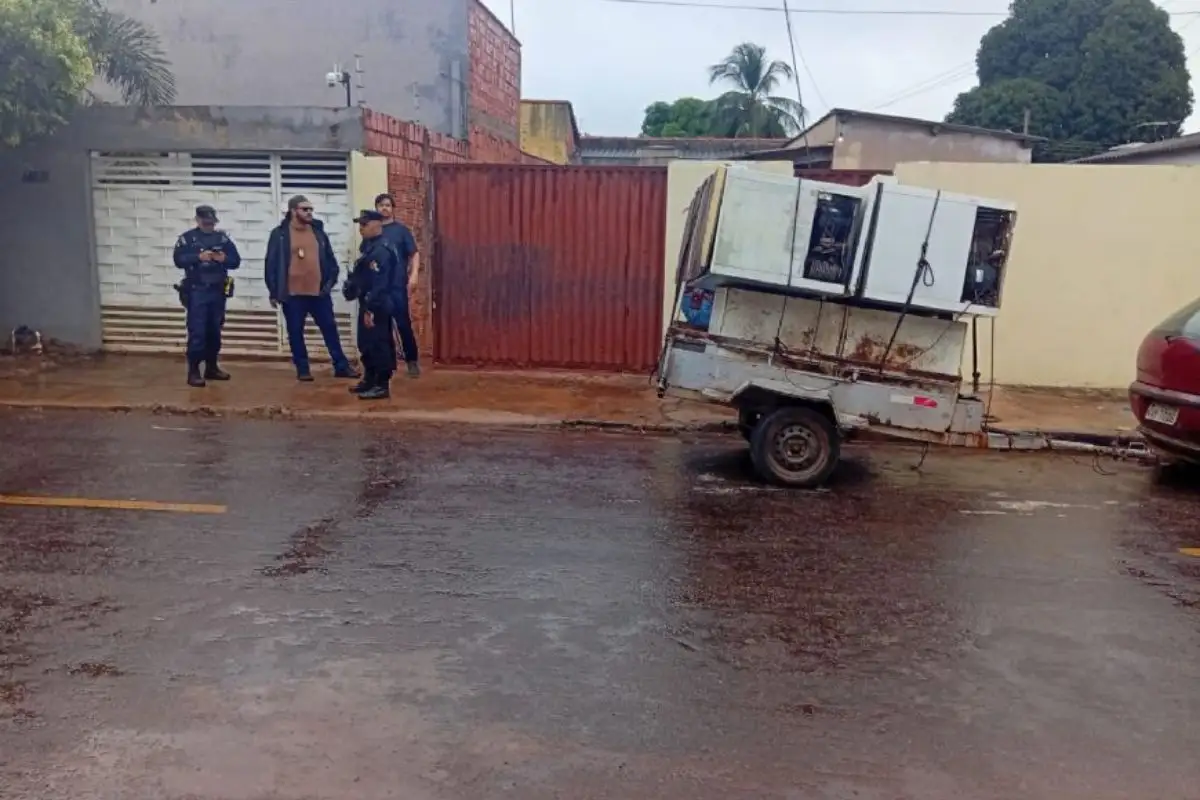 Mulher de 29 anos é morta a facadas pelo companheiro em Rondonópolis; ele tenta suicídio