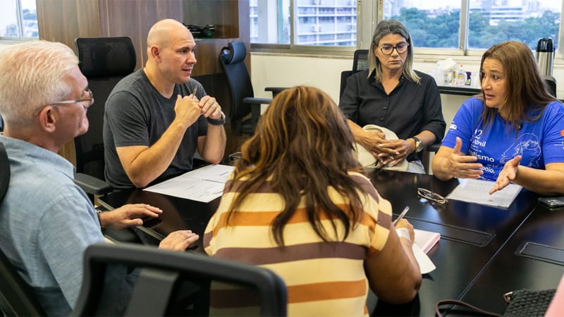 Abilio sanciona pacote de leis voltadas à saúde, inclusão e transparência