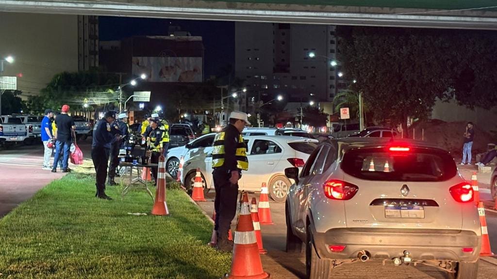 Operações fiscalizam 522 veículos e levam 60 condutores à prisão por embriaguez ao volante