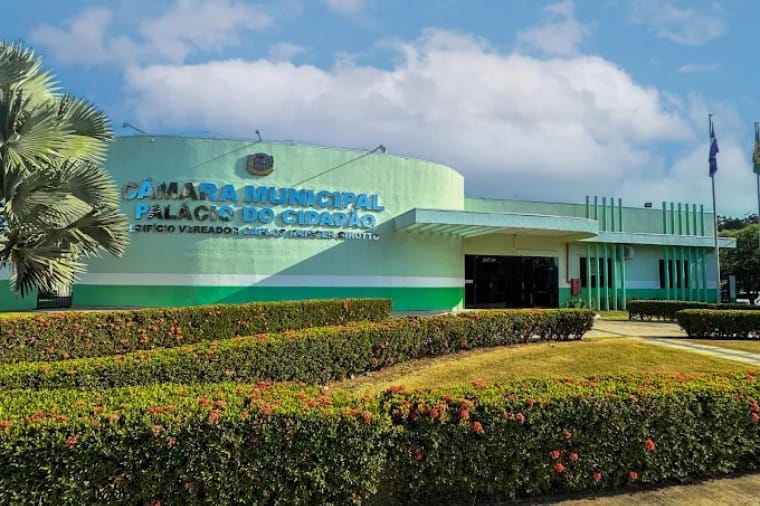 Justiça atende pedido do MPE e suspende contrato e pagamentos da Câmara de Lucas do Rio Verde