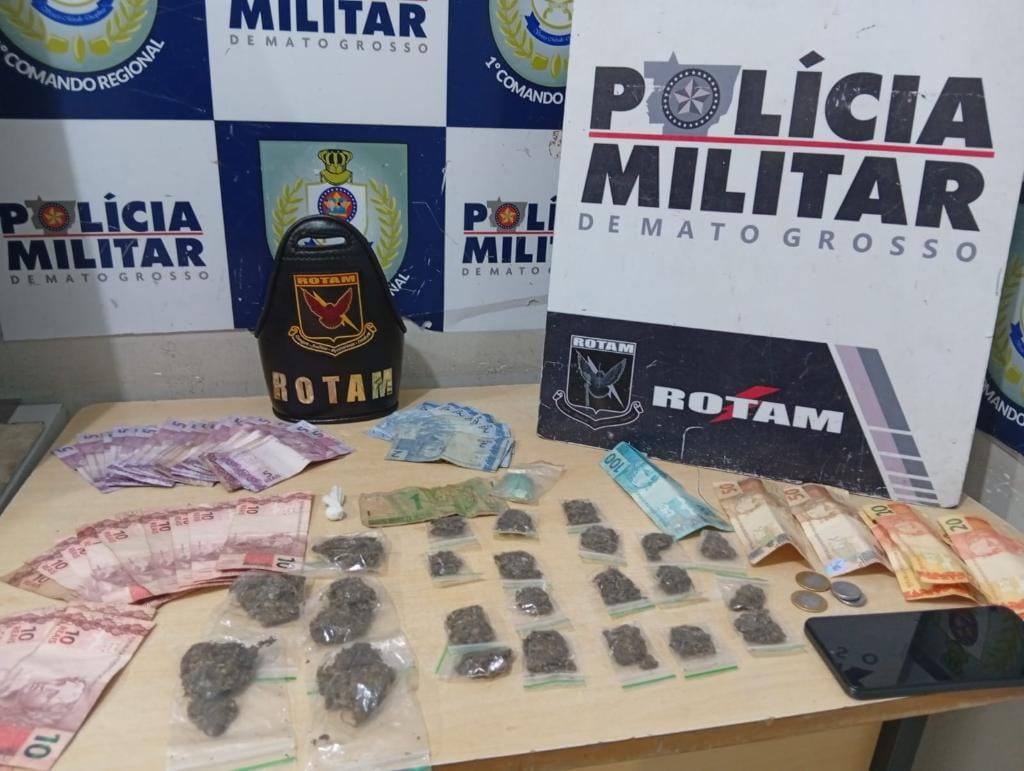 PMs da Rotam prendem mãe e filha por tráfico de drogas e apreende entorpecentes e dinheiro