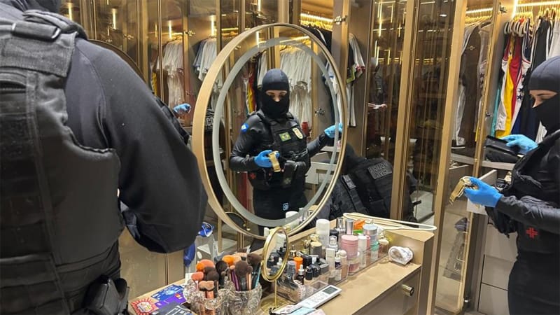 "Família ostentação" que movimentou R$ 10 milhões com "Tigrinho" é alvo de operação